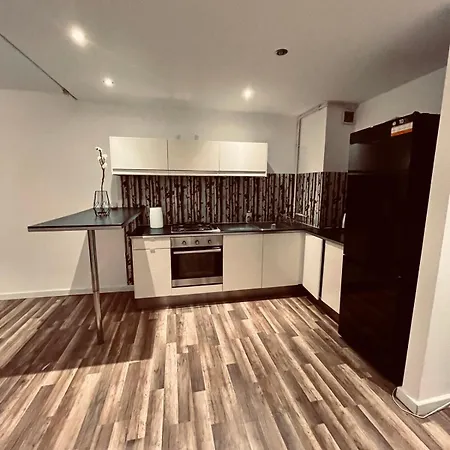 Workation, Centre, 4-5 Persons 3-4 Nights Best Offer, Nature Park Metro 1Min , 15 Min Palac Kultury, Balcony, Quiet, Easy Parking Chroniony Warschau Exterior foto